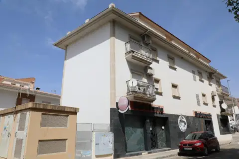 Local comercial en Huelma