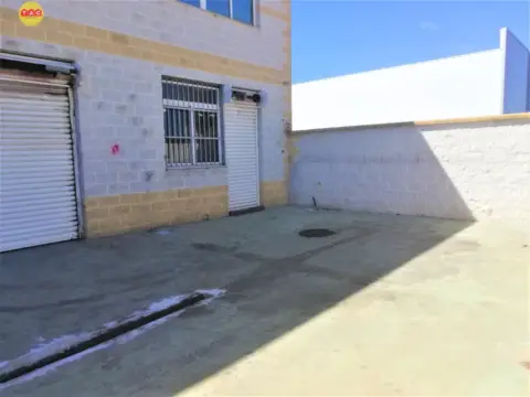 Nave industrial en La Gravera