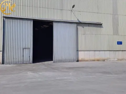 Nave industrial en Aeropuerto