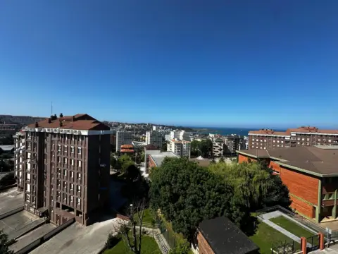 Piso en calle Los Pinares