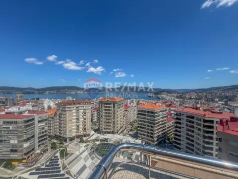 Dúplex en Plaza de Francisco Fernández del Riego