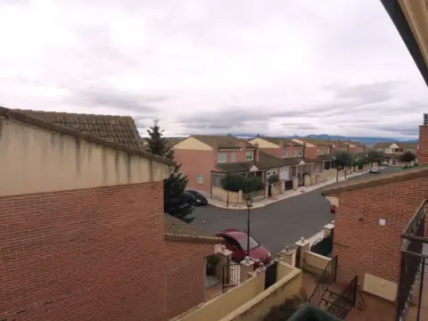 Casa adosada en Avenida de España