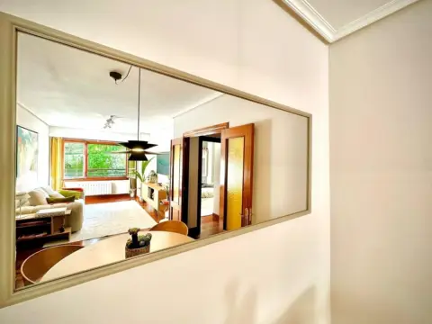 Apartamento en Campo Volantín-Castaños