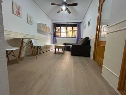 Piso en Carrer Gabriel y Galán