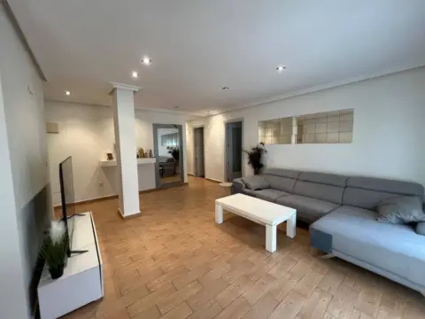 Piso en calle de Cayetano Martínez