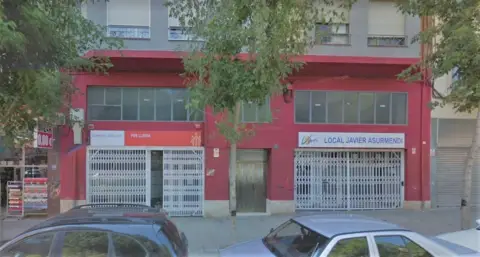 Local comercial en Carrer de la Mariola