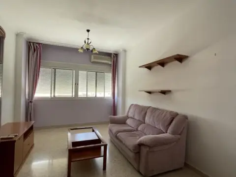 Piso en calle de los Bañales