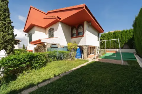Chalet en Urbanizacion El Puntal 2