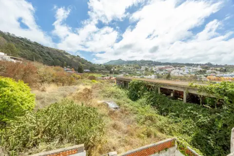 Terreno en calle Teneriste