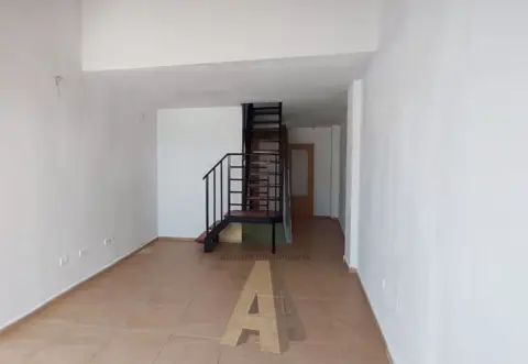 Piso en calle de Padilla, 4