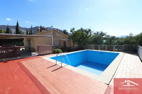 Chalet en Alhaurín El Grande