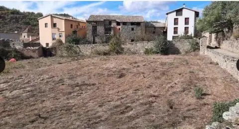 Chalet en Puente de Montañana