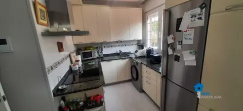 Casa pareada en calle de la República de Panamá