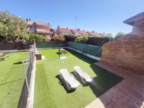 Habitación en Villanueva de La Cañada