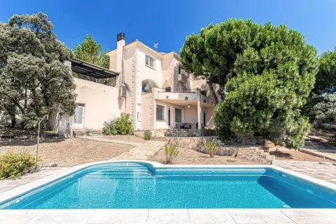 Chalet en Pino Alto - Navarredonda