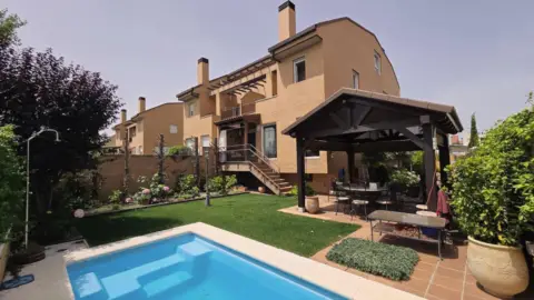 Habitación en Villanueva de La Cañada