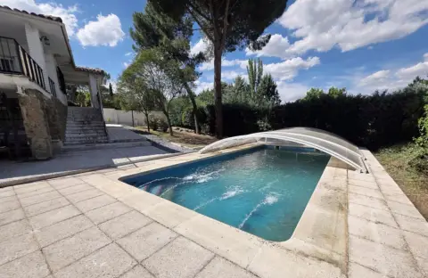 Chalet en Pino Alto - Navarredonda