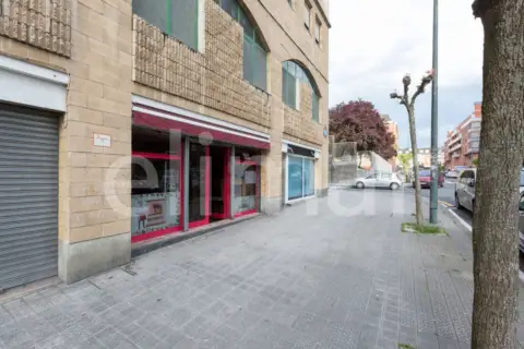 Local comercial en calle Ondarroa