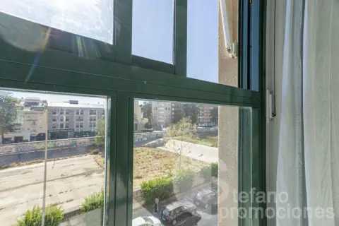 Piso en Centro Histórico, 2 Habitaciones, Junto Al Rio, Vistas Despejadas, Buenas Cone