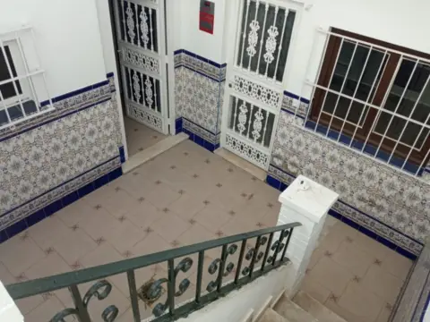 Casa en Avenida del Ejercito