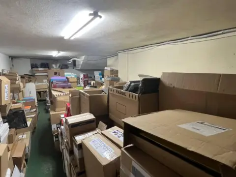 Local comercial en calle Juan Rejón