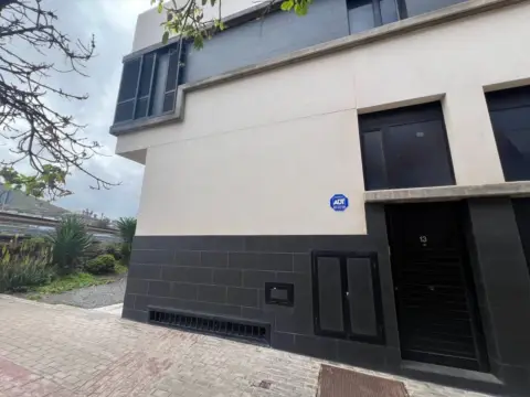 Dúplex en calle Mar Azul