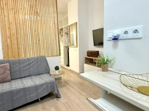 Estudio en calle León y Castillo