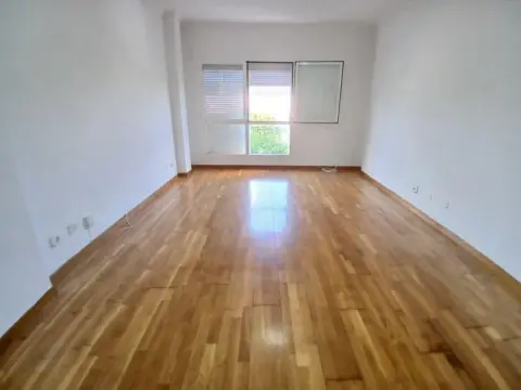 Piso en calle Fondo de Segura