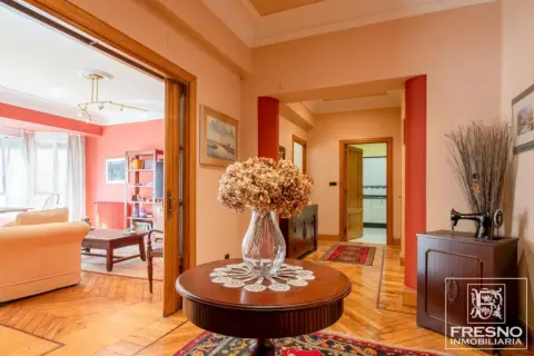 Piso en calle de Calvo Sotelo