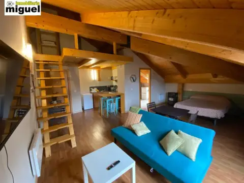 Loft en calle de la Carretera General