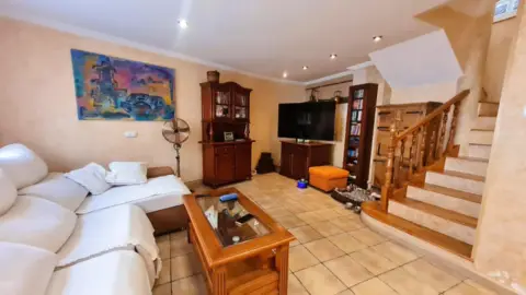 Casa adosada en calle Mayor