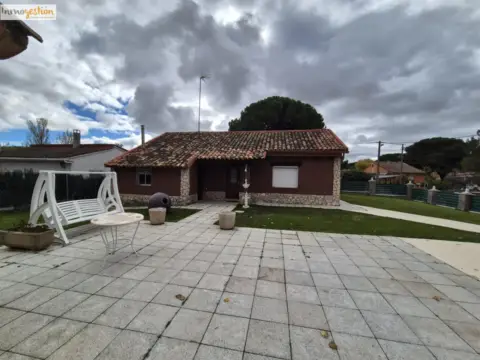 Chalet en Pradillos