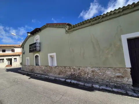 Casa en calle de Gabriel Martín