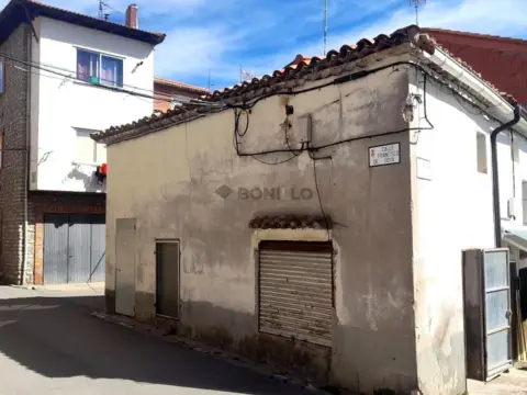 Local comercial en calle de la Fuente