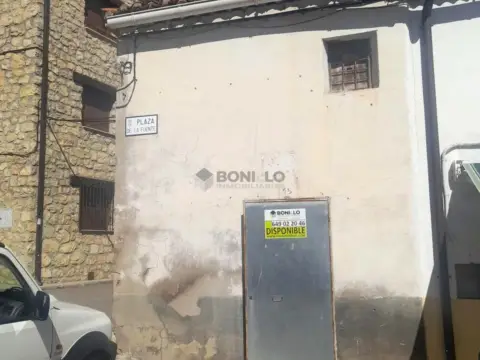 Local comercial en calle de la Fuente