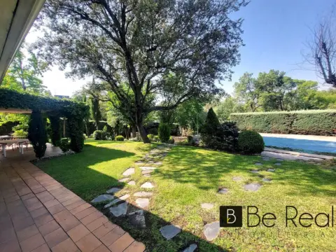 Chalet en calle del Castillo de Orgaz