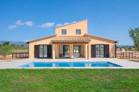 Chalet en Santa María