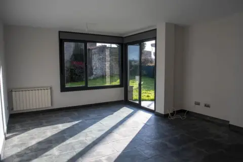 Casa adosada en calle de Resconorio