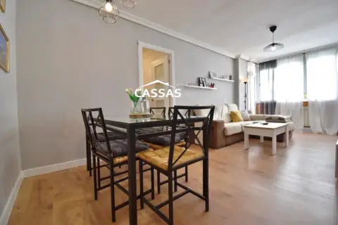 Piso en calle de la Plata