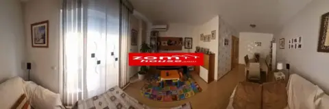 Piso en calle Ramón y Cajal