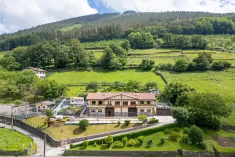 Casa pareada en Berastegi