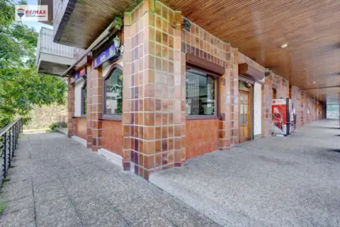 Local comercial en Mons Pasealekua