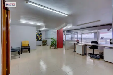 Local comercial en Área de Lasarte