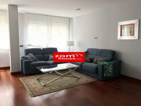 Piso en calle Tejares