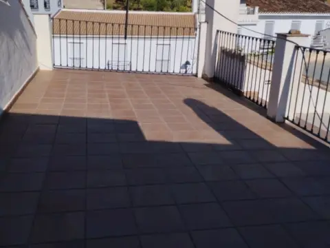 Casa adosada en Riogordo