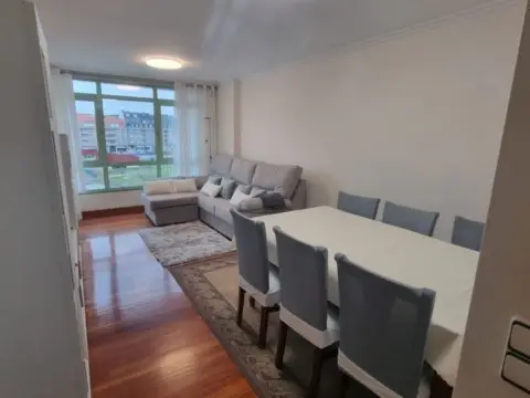 Piso en calle de la Independencia, 6