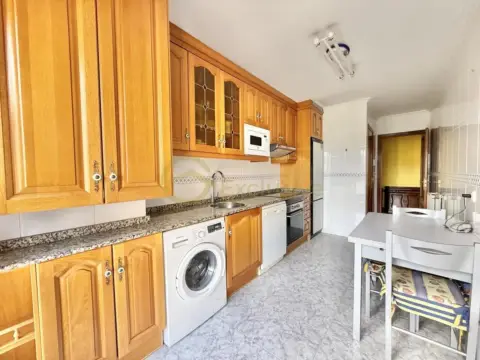 Piso en calle de Fernández Corujedo, 8