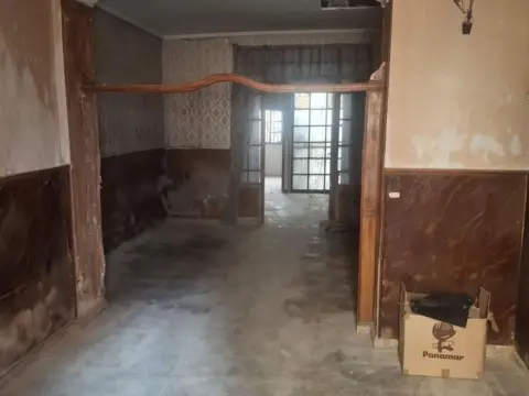Casa pareada en Carrer Mariana Pineda