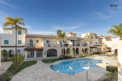 Casa adosada en Camino de Palomares