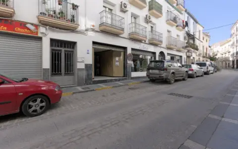 Local comercial en calle de Enrique Amat